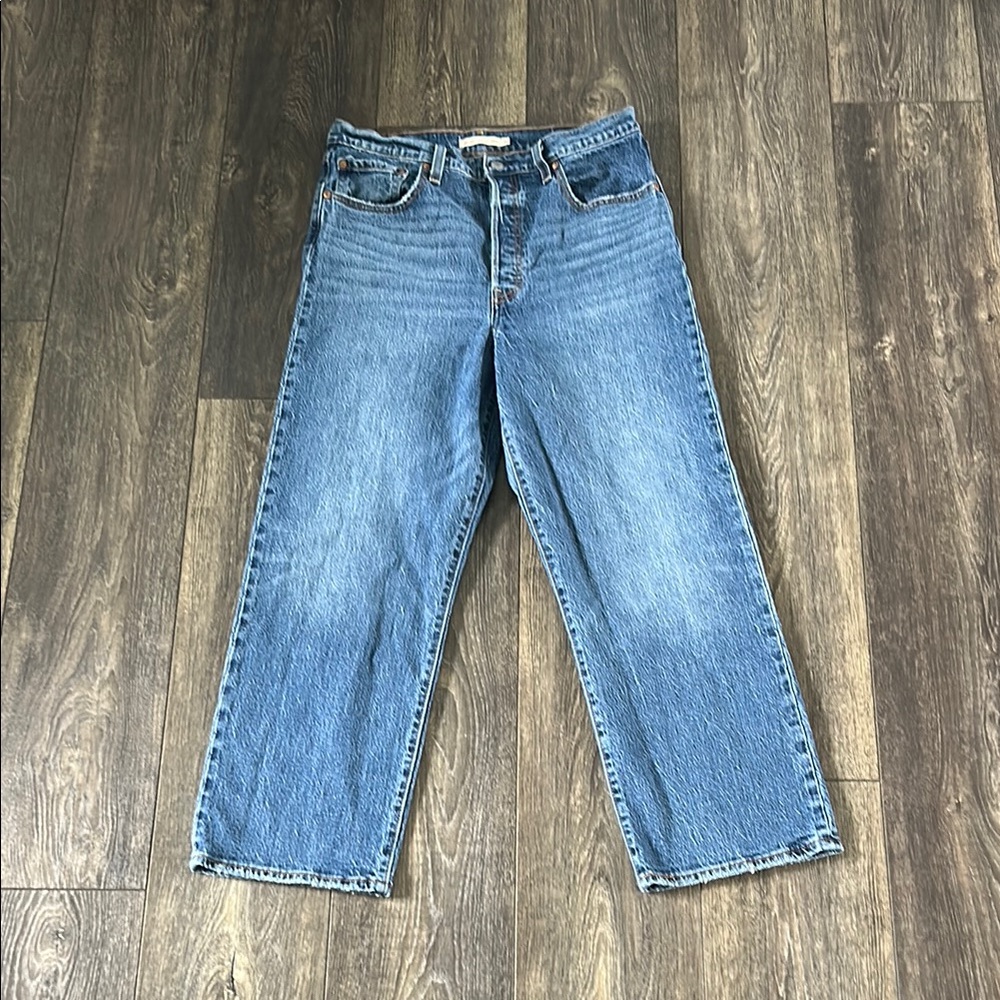 Levi's Blue Straight Leg Jeans with Classic Style